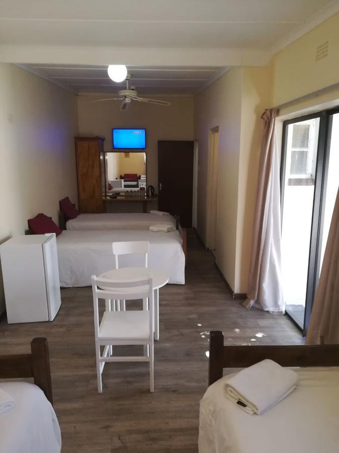 White House On Main Beaufort West